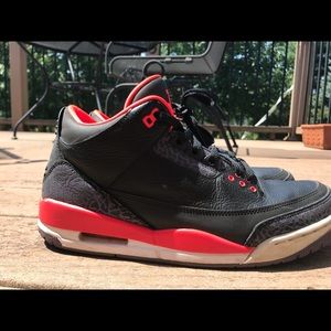 Air Jordan’s Crimson Retro 3 UPDATED PICS
